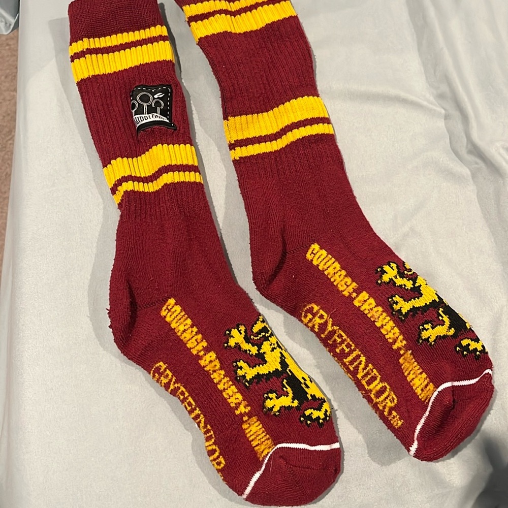 EUC Harry Potter Gryffindor socks red yellow quidditch